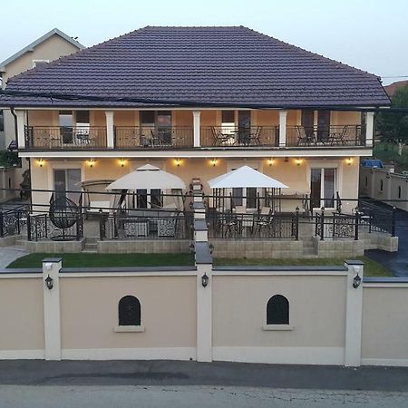 Apartments Exclusive Belgrado Buitenkant foto