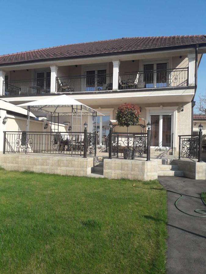 Apartments Exclusive Belgrado Buitenkant foto