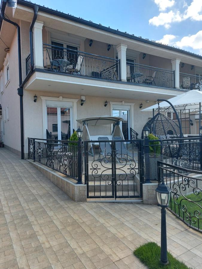 Apartments Exclusive Belgrado Buitenkant foto